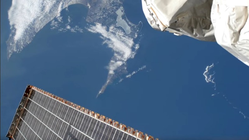 Космонавты с МКС сняли на видео южную часть Сахалина с высоты 420 км