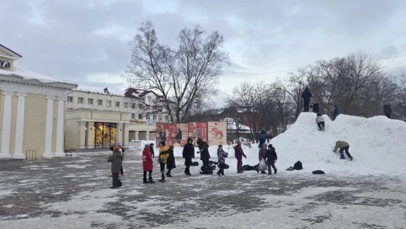 Гололедица и похолодание ожидают жителей Южно-Сахалинска 24 февраля 