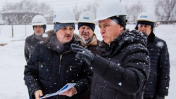 Мэр Южно-Сахалинска посетил стройплощадку базы ООО «Газпром трансгаз Томск»