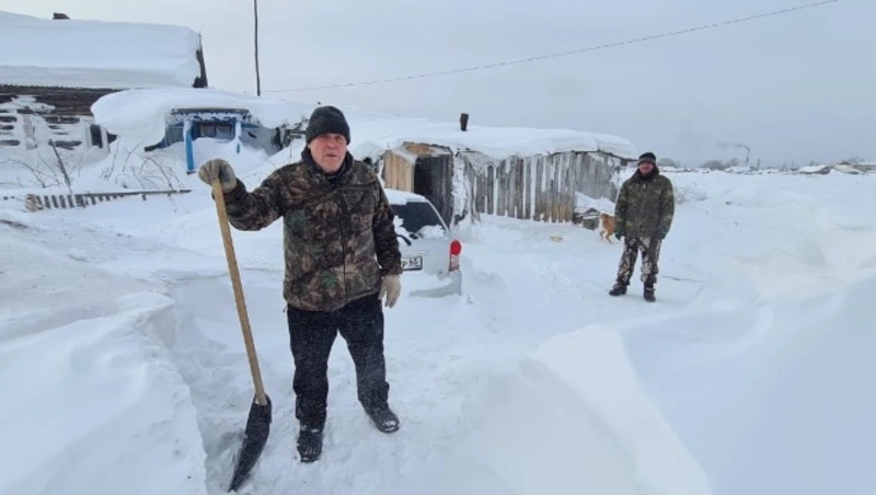 Женщина назвала сожителя инвалидом для ускорения расчистки после метели в Тымовском