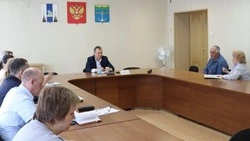 Мэр Холмска провел прием по личным вопросам граждан 