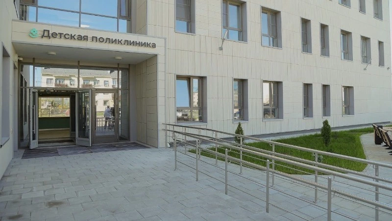 Губернатор проверил важные стройки в Дальнем