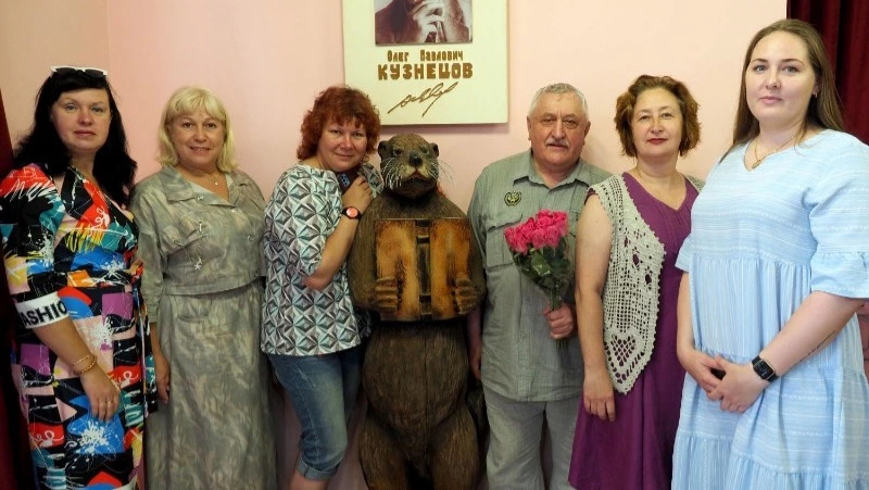 Морская выдра стала символом библиотеки имени О. П. Кузнецова в Южно-Сахалинске 