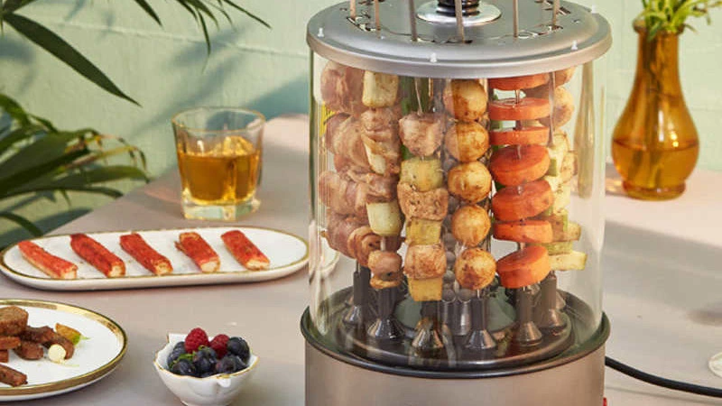 Сахалинец хотел продать электрошашлычницу, но купил ее