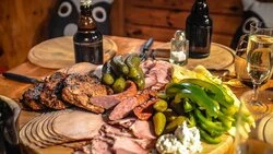 Диетолог назвал вредные продукты, популярные в России