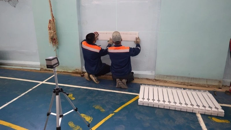 В Луговом проводят капитальный ремонт первого корпуса школы № 30