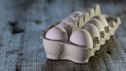 Яйца от местного производителя пропали на Сахалине. Причина