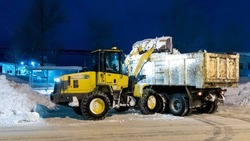 Не мешать расчистке улиц от снега попросили жителей Южно-Сахалинска