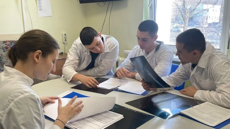 Студенты базовой кафедры Тихоокеанского медуниверситета приступили к обучению на Сахалине