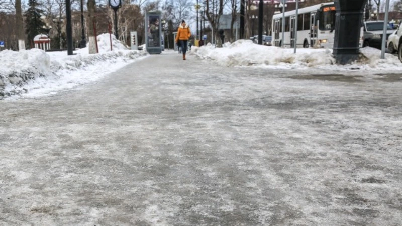 Гололедицу спрогнозировали на дорогах Южно-Сахалинска 28 октября