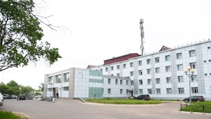 Минздрав начал служебную проверку в Охинской ЦРБ в связи с коллективным обращением