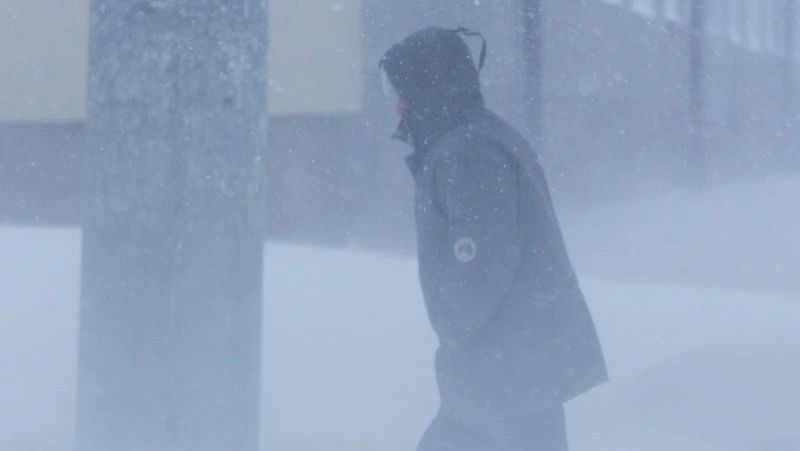 МЧС: ураганный ветер обрушится на Курилы 15 декабря