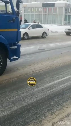 Таксист сбил женщину с ребенком на пешеходном переходе в Южно-Сахалинске