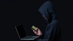 Мошенники начали создавать в мессенджерах фейковые боты Соцфонда РФ