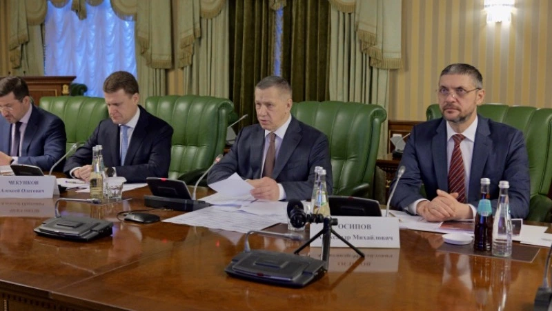 Юрий Трутнев провел заседание по вопросам социально-экономического развития Дальнего Востока