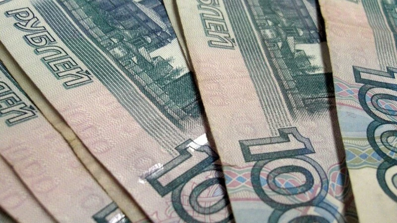 Минимальная зарплата на Сахалине за 10 лет выросла в 2,5 раза — инфографика