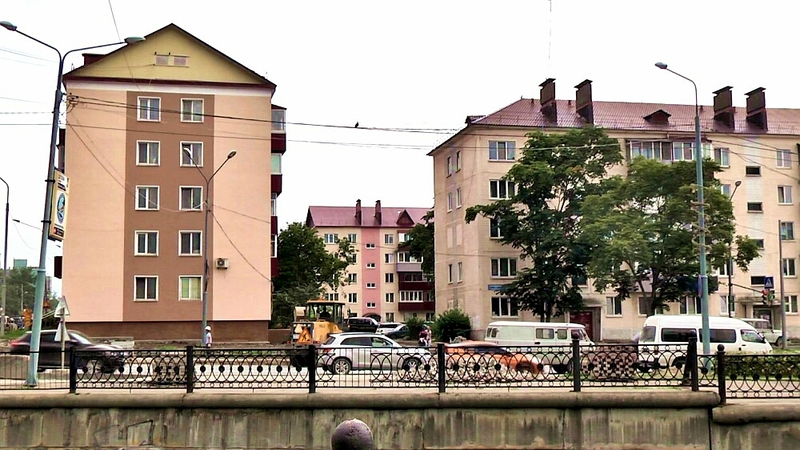 Дома на ул. Сахалинской в Южно-Сахалинске украсит подсветка