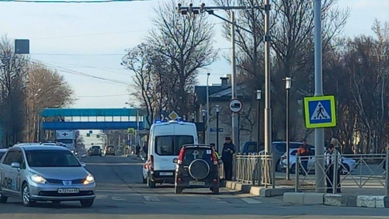 Женщину с ребенком сбил водитель в Южно-Сахалинске