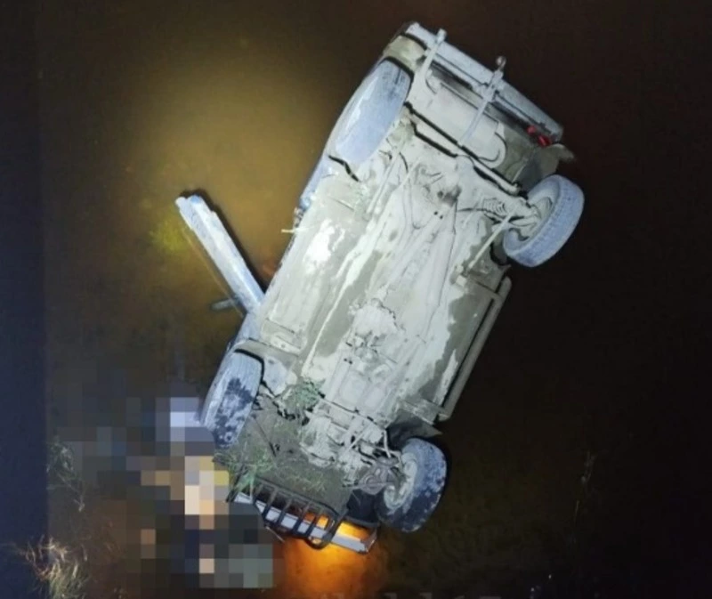 Водитель слетел с моста и разбился насмерть в Анивском районе