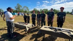 При школе в селе Леонидово провели военно-патриотический слет