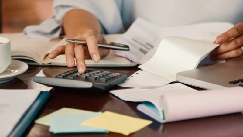 В 2024 году россиянам впервые начислят налог на доходы от банковских вкладов