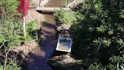 В Томаринском районе восстанавливают дома после подтопления ливнем