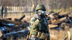 Военнослужащие и добровольцы на Сахалине освоили навыки управления БПЛА
