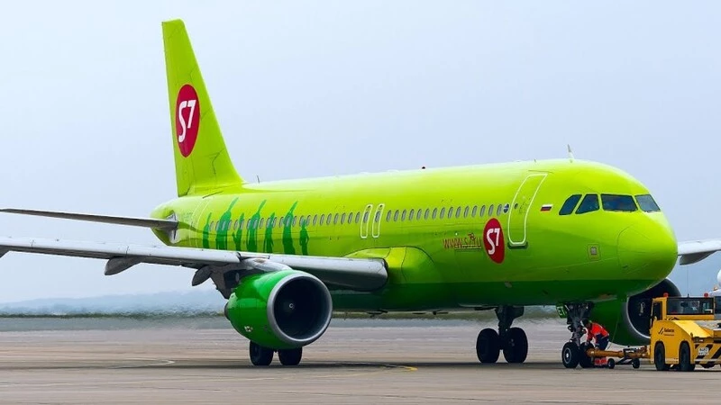 В аэропорту Южно-Сахалинска сел забарахливший самолет авиакомпании «Сибирь»