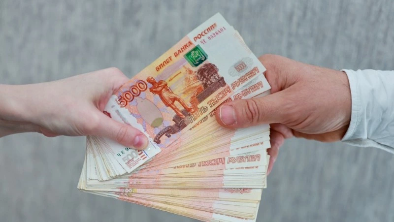 Иностранец получил срок за попытку подкупа сотрудника ФСБ на Сахалине