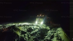 В МЧС рассказали об эвакуации 27 автомобилей из снежных заносов на Сахалине