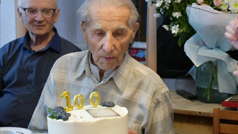 Участник ВОВ Алексей Ветров отпраздновал 100-летний юбилей в Поронайске