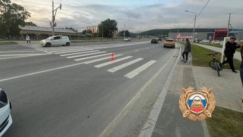 Водитель внедорожника сбил ребенка на велосипеде в Южно-Сахалинске