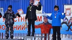 Юные летающие лыжники Сахалина открыли сезон в Углегорске