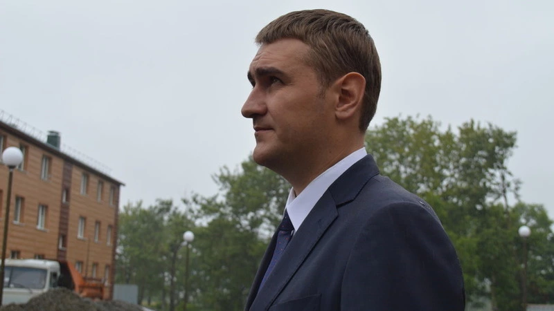 У Ивашова остался один конкурент в битве за пост мэра Корсакова