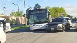 Пробка в южном направлении возникла из-за аварии в Южно-Сахалинске