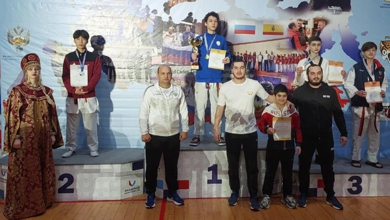 Сахалинец завоевал серебро первенства РФ по тхэквондо