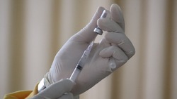 Вакцина от COVID-19 «Спутник V» поступит на Сахалин в декабре