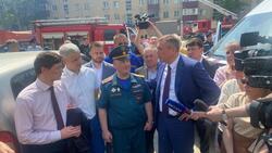 Губернатор срочно прибыл на место пожара в центре столицы Сахалина