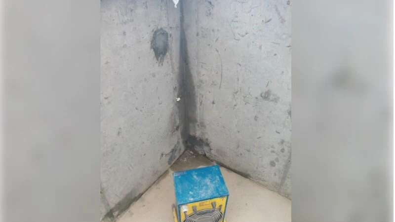 Сахалинка пожаловалась на квартиру в новостройке с промерзающим балконом