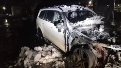 Спасатели оперативно потушили вспыхнувший автомобиль в Смирныховском районе