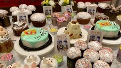 Минсельхозторг: к Пасхе сахалинские кондитеры испекут островитянам 200 тысяч куличей