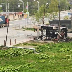 Фруктовый киоск сгорел на юге Сахалина