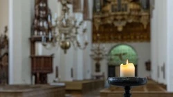 Церковный праздник 25 февраля 2026: традиции, строгие запреты и народные приметы дня