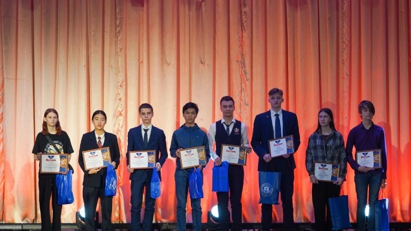 Около 2 тысяч школьников приняли участие в олимпиаде СахГУ