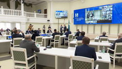 Губернатор наградил бизнесменов Сахалина за помощь военнослужащим в СВО