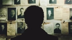 Тест: чей это портрет? Угадайте знаменитость по описанию из полицейского протокола XIX века