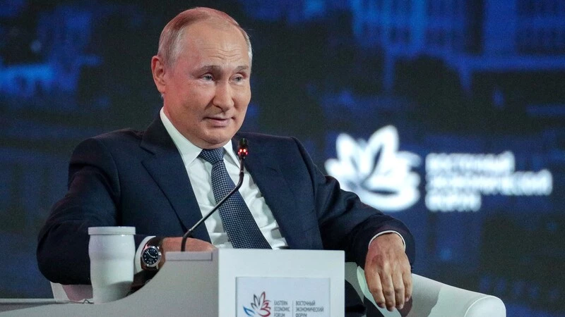 Путин поддержал идею повысить туристический кешбэк для Дальнего Востока