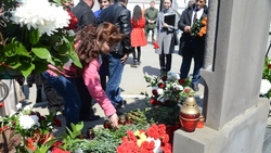 На Сахалине прошел траурный митинг в память жертв геноцида армян