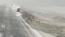 На Сахалине циклон разрушил участок федеральной трассы