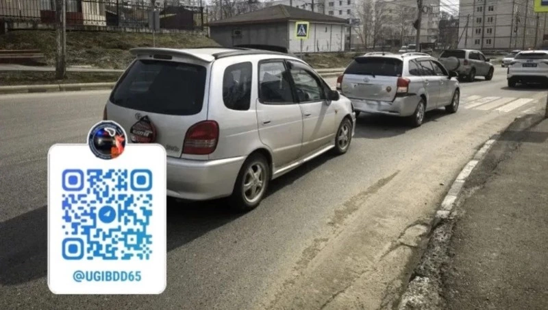 Подросток пострадал в ДТП с пенсионеркой в Корсакове 